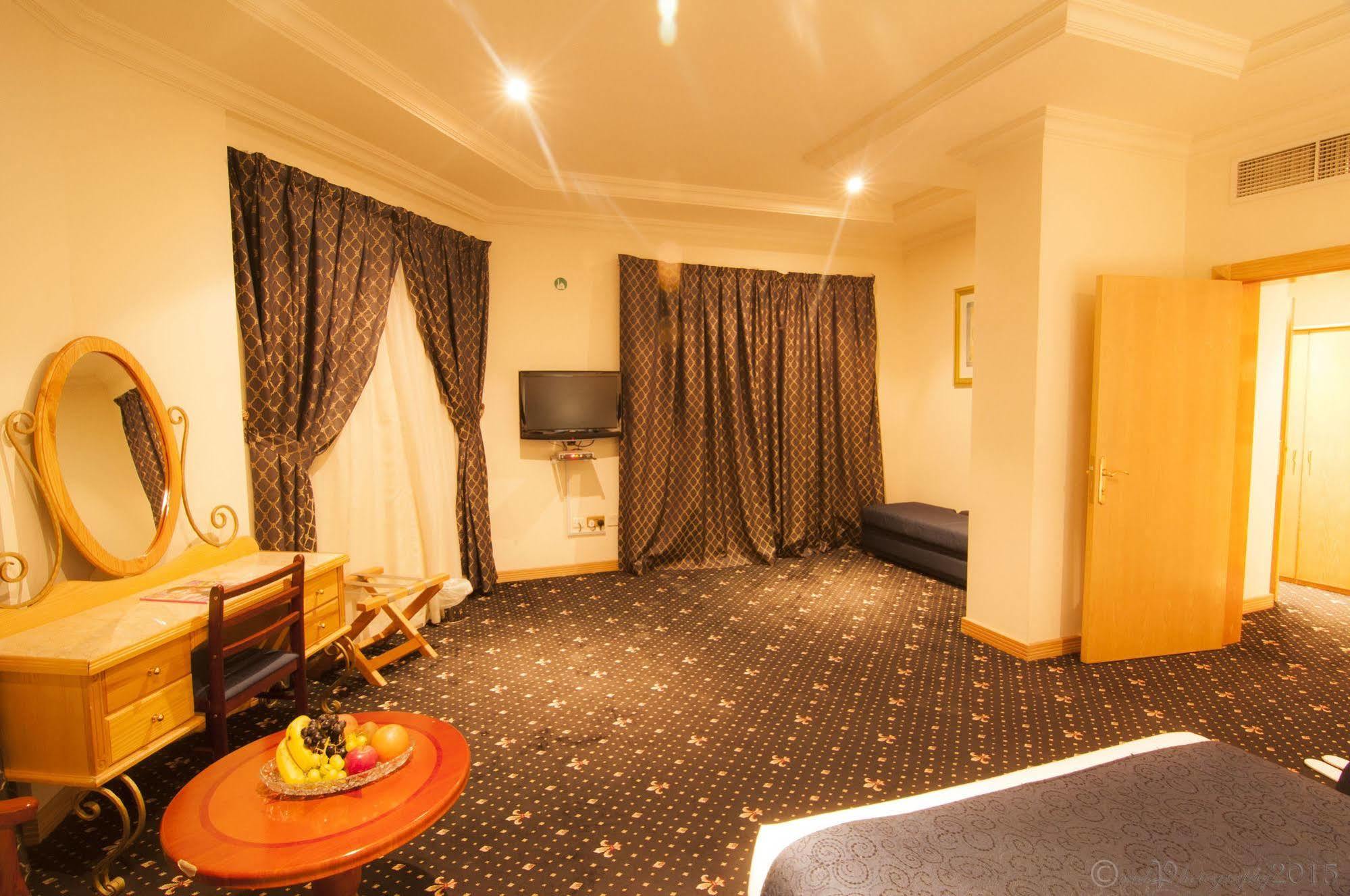 Cayam Hotel Doha Extérieur photo