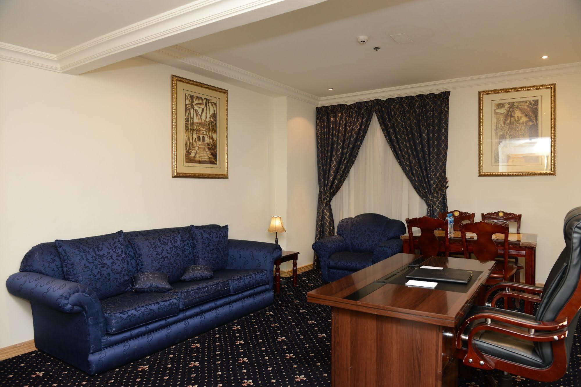 Cayam Hotel Doha Extérieur photo